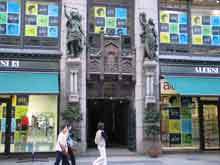   <h3> <a href="pages/index.html" target="_blank">HOME</a> --more photos: <a href="St Peteresburg photos.html">St Petersburg</a> -- <a href="Scandinavia-Helsinki-photos.html">Helsinki</a> -- <a href="Scandinavia-Tallinn-photos.html">Tallinn</a> -- <a href="Scandinavia-Stockholm-photos.html">Stockholm</a> -- <a href="Scandinavia-Oslo-photos.html">Oslo</a></h3> 17
