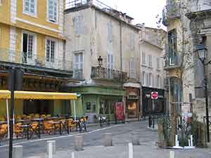 Arles, 11 France